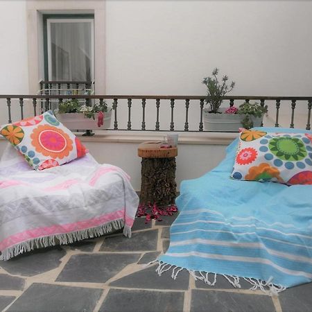 Courtyard House - Sun, Barbecue, Beach Sesimbra Exteriör bild